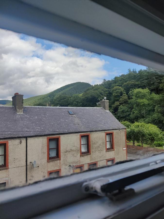 Biking In The Borders Innerleithen Exterior foto